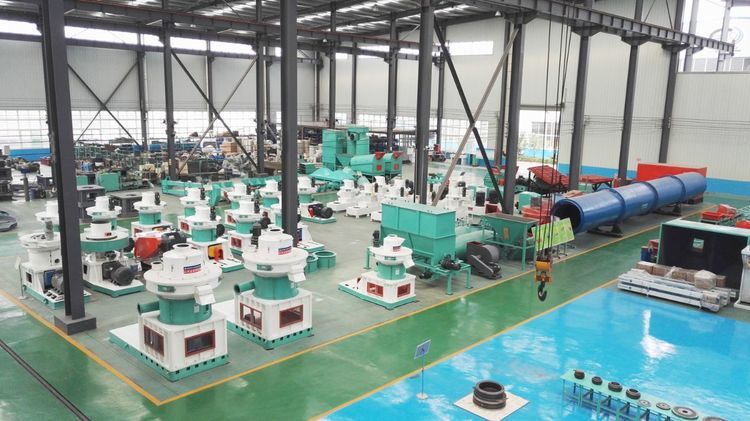 英國SEC定制的生物質(zhì)顆粒機(jī)生產(chǎn)線成功交付 英國SEC定制的生物質(zhì)顆粒機(jī)生產(chǎn)線成功交付