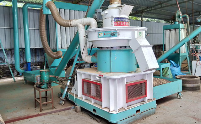 秸稈顆粒機(jī)不同角度的維護(hù)保養(yǎng)