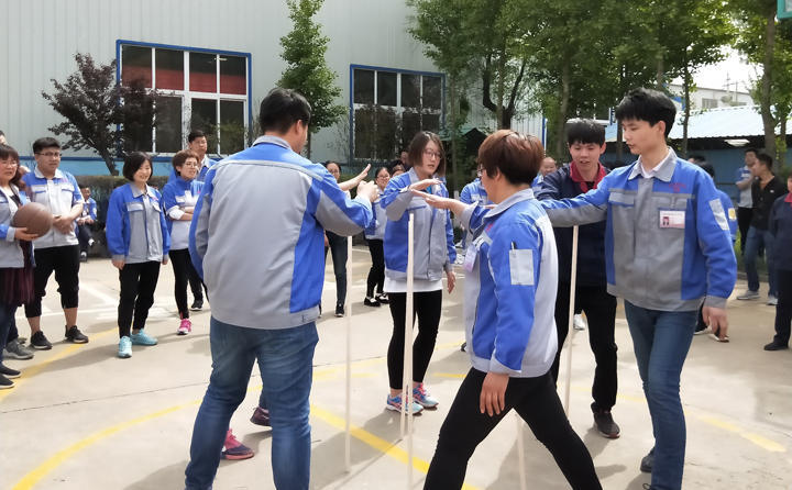 移動(dòng)森林，看似簡單，實(shí)際操作不易，培養(yǎng)了運(yùn)動(dòng)員們做事的專注能力