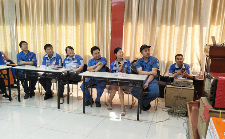 6支代表隊踴躍回答問題 6支代表隊踴躍回答問題