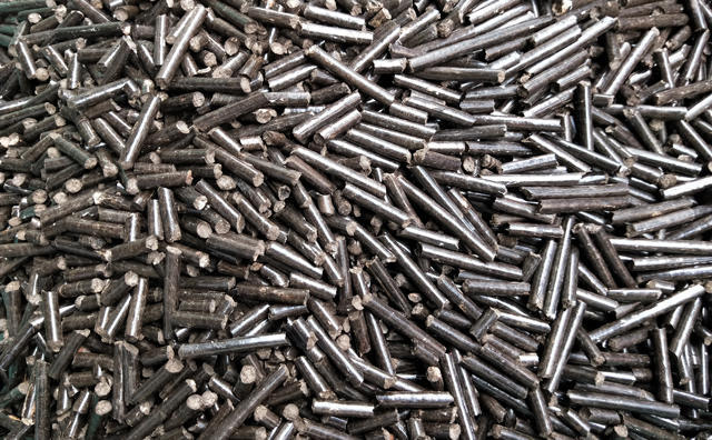 秸稈顆粒機(jī)生物質(zhì)顆粒燃料 秸稈顆粒機(jī)生物質(zhì)顆粒燃料