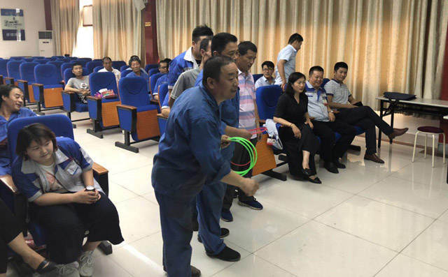 套圈游戲 套圈游戲