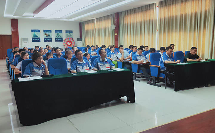 半年表彰總結(jié)會 半年表彰總結(jié)會