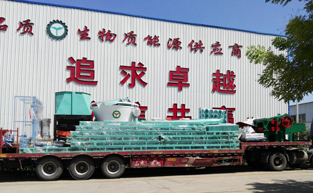 顆粒機(jī)裝車完成 顆粒機(jī)裝車完成