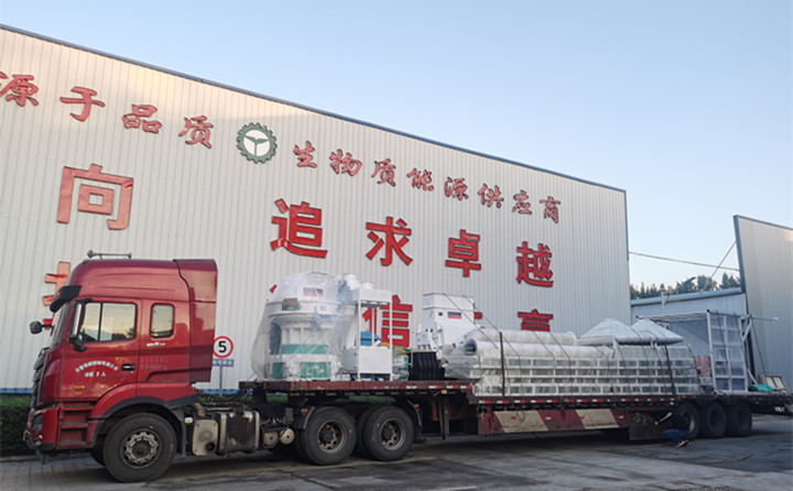 秸稈制粒機(jī)生產(chǎn)線裝車(chē)完成 秸稈制粒機(jī)生產(chǎn)線裝車(chē)完成