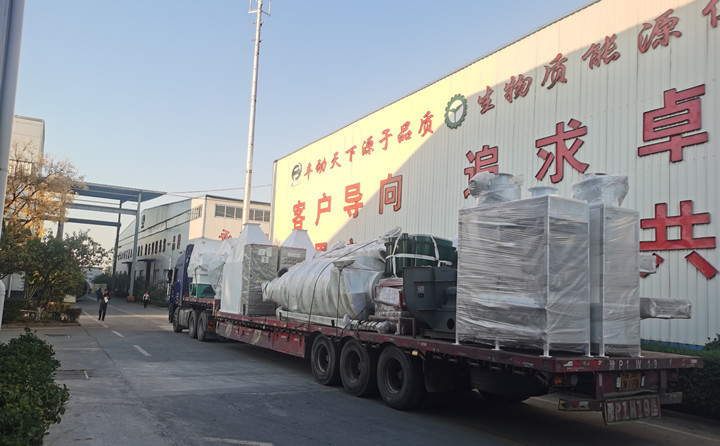 秸稈制粒機(jī)準(zhǔn)備發(fā)往新疆阿克蘇