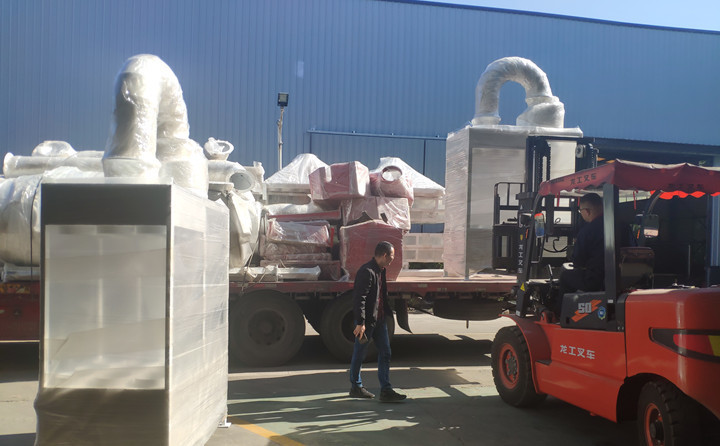 除塵設(shè)備裝車中