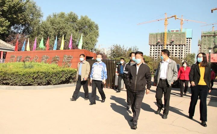 愿尊老愛老的傳統(tǒng)美德不斷的傳承、發(fā)揚、光大