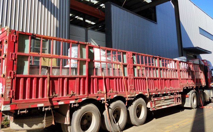 2臺(tái)132kw花生殼顆粒機(jī)發(fā)往山東菏澤，總的年產(chǎn)量可達(dá)5000-6000噸