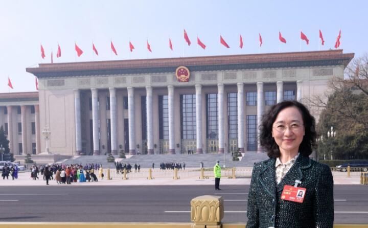 兩會(huì)話秸稈 趙立欣代表:應(yīng)大力推進(jìn)秸稈高值化利用 兩會(huì)話秸稈 趙立欣代表:應(yīng)大力推進(jìn)秸稈高值化利用